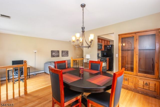 24 Faesch Ct, Rockaway Twp., NJ 07866