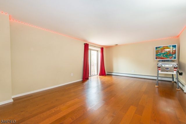 24 Faesch Ct, Rockaway Twp., NJ 07866