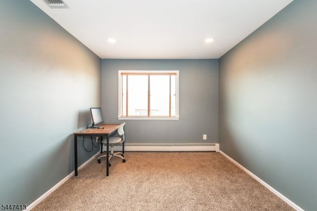 24 Faesch Ct, Rockaway Twp., NJ 07866