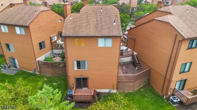 24 Faesch Ct, Rockaway Twp., NJ 07866