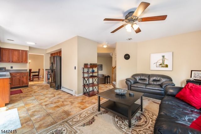 24 Faesch Ct, Rockaway Twp., NJ 07866