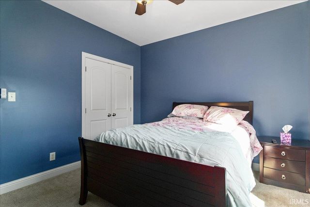 6022 Glen Oak Court, Newburgh, IN 47630