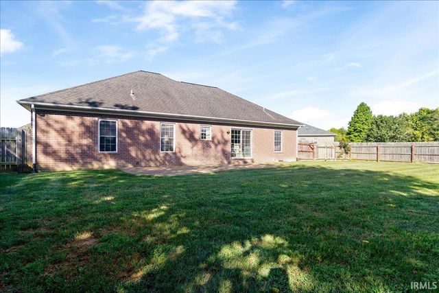 6022 Glen Oak Court, Newburgh, IN 47630
