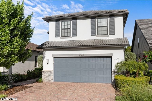 7245 Wilton DR, Naples, FL 34109