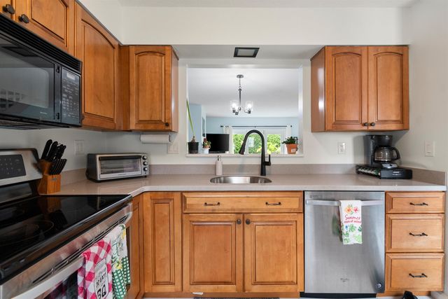 280 Eastview Circle, Williston, VT 05495