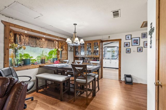 713 S Austin Street, Sherman, TX 75090
