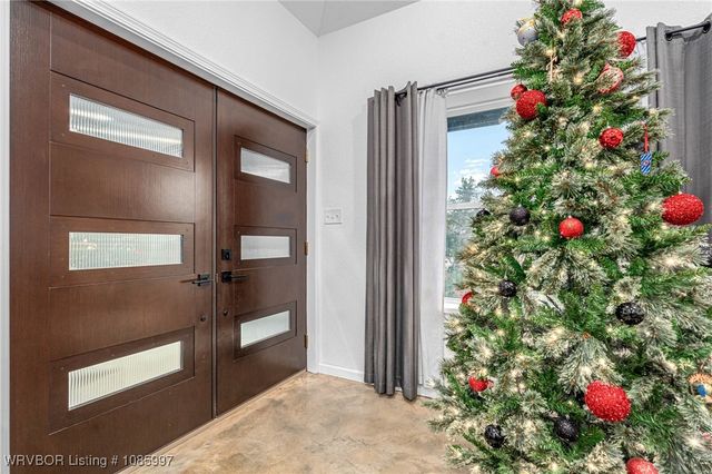 8207 Ouachita Drive, Hackett, AR 72937