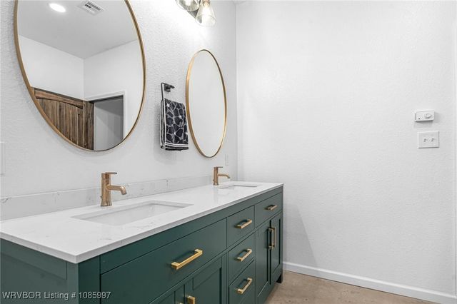 8207 Ouachita Drive, Hackett, AR 72937