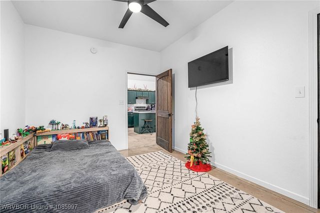 8207 Ouachita Drive, Hackett, AR 72937