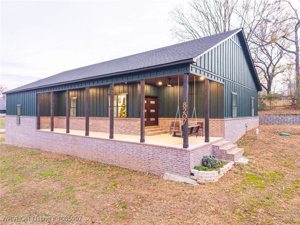 8207 Ouachita Drive, Hackett, AR 72937