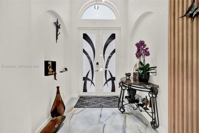 12301 NW 18th St, Plantation, FL 33323