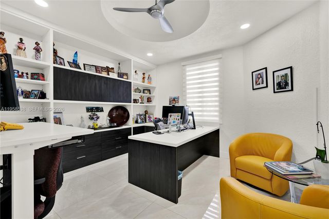 12301 NW 18th St, Plantation, FL 33323