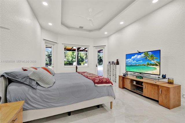 12301 NW 18th St, Plantation, FL 33323