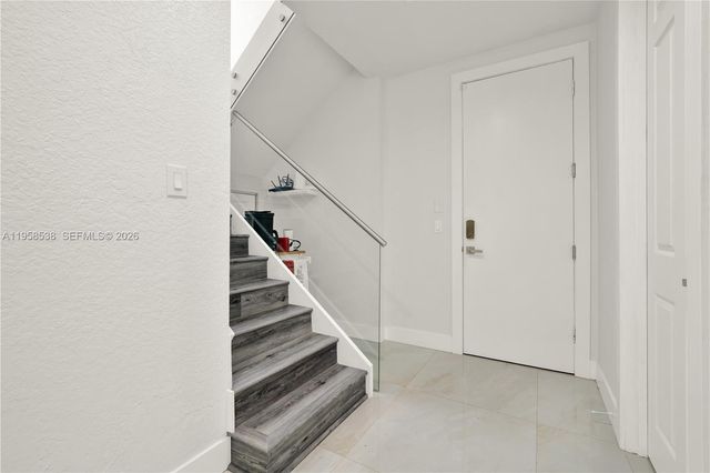 12301 NW 18th St, Plantation, FL 33323