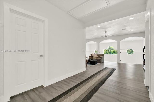 12301 NW 18th St, Plantation, FL 33323