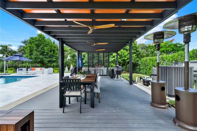 12301 NW 18th St, Plantation, FL 33323