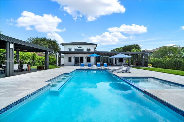 12301 NW 18th St, Plantation, FL 33323