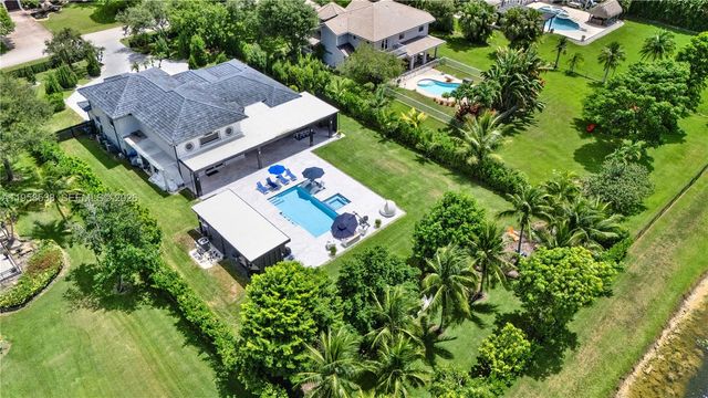 12301 NW 18th St, Plantation, FL 33323