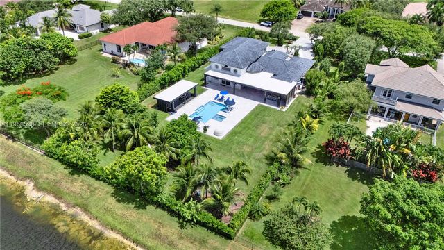 12301 NW 18th St, Plantation, FL 33323