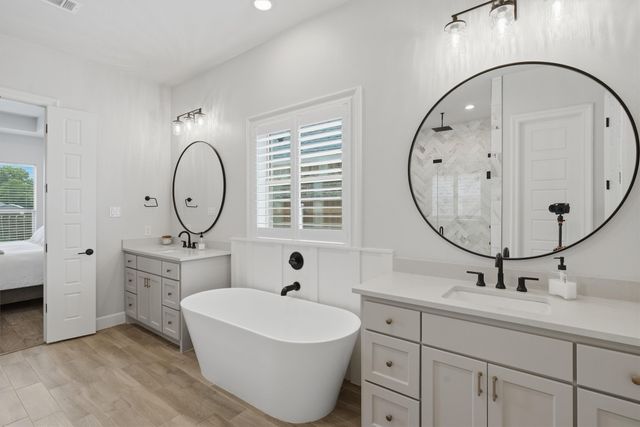 1525 Blue Lake Drive, Burleson, TX 76058