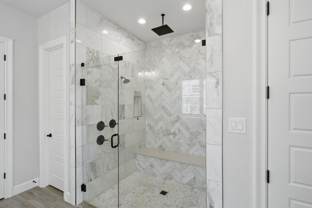 1525 Blue Lake Drive, Burleson, TX 76058