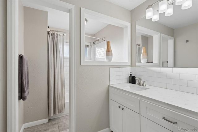 3148 E Maplewood Avenue, Centennial, CO 80121