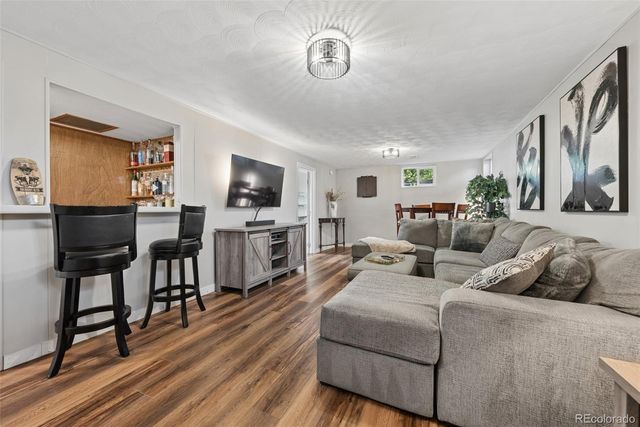 3148 E Maplewood Avenue, Centennial, CO 80121