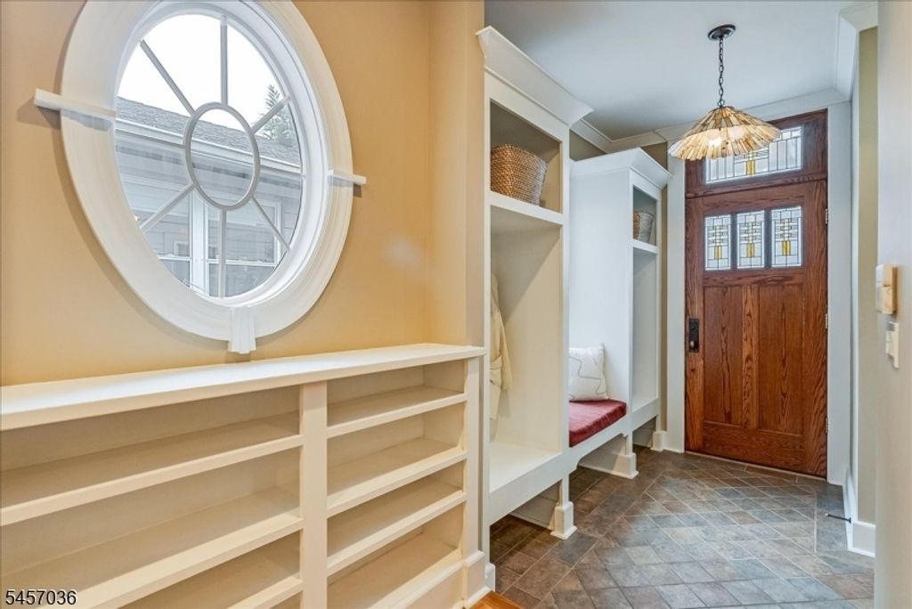 44 Dodd St, Montclair Twp., NJ 07042 — photo 2