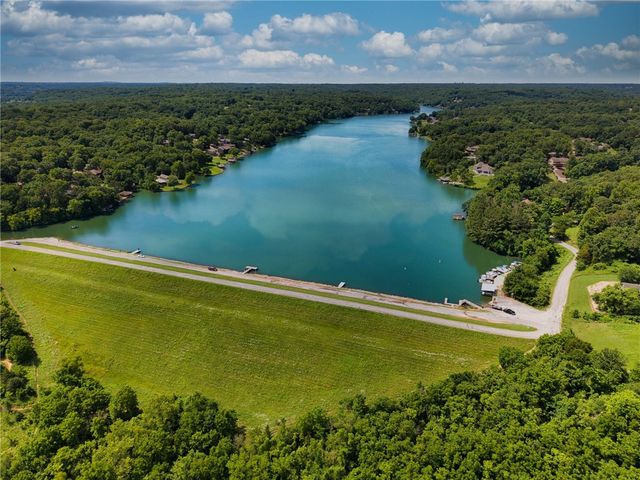 23 Elizabeth Drive, Bella Vista, AR 72715