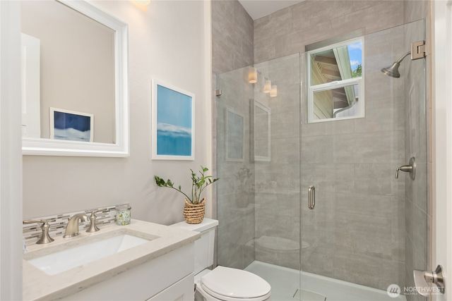 6903 NE New Brooklyn Road, Bainbridge Island, WA 98110