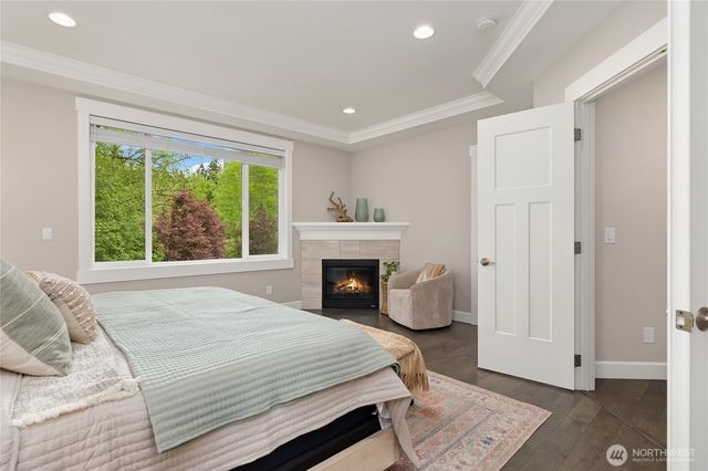 6903 NE New Brooklyn Road, Bainbridge Island, WA 98110