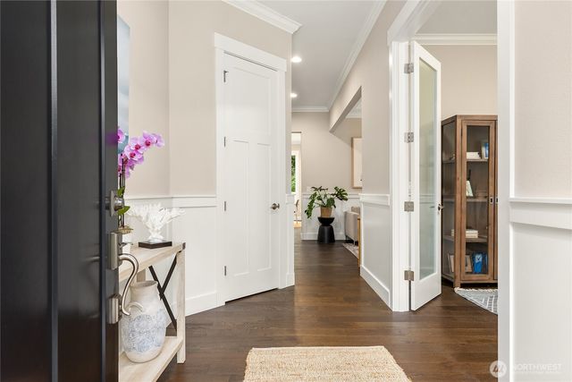 6903 NE New Brooklyn Road, Bainbridge Island, WA 98110