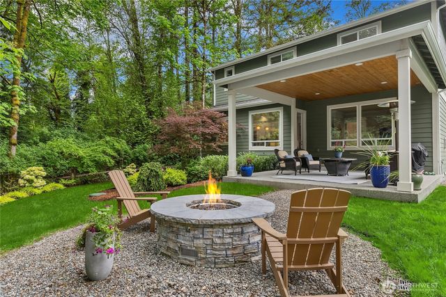 6903 NE New Brooklyn Road, Bainbridge Island, WA 98110