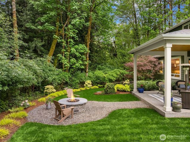 6903 NE New Brooklyn Road, Bainbridge Island, WA 98110