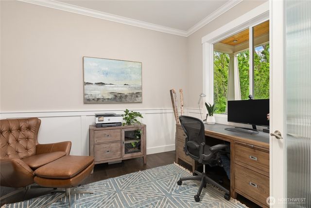6903 NE New Brooklyn Road, Bainbridge Island, WA 98110