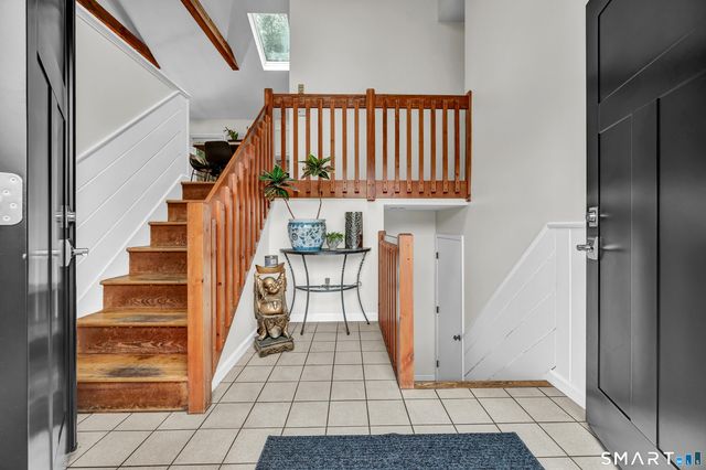 13 Pocono Road, Newtown, CT 06470