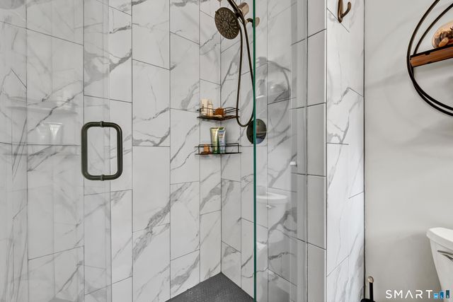 13 Pocono Road, Newtown, CT 06470