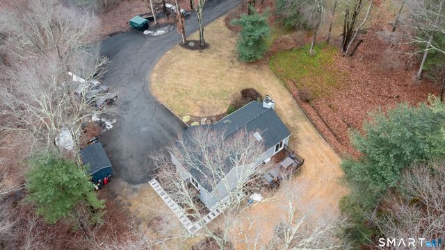 13 Pocono Road, Newtown, CT 06470