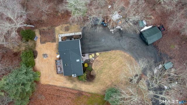 13 Pocono Road, Newtown, CT 06470