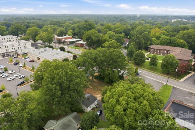 000 Carpenter Avenue, Mooresville, NC 28115