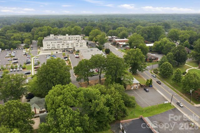000 Carpenter Avenue, Mooresville, NC 28115