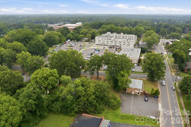 000 Carpenter Avenue, Mooresville, NC 28115
