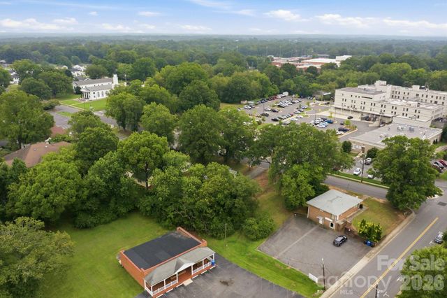 000 Carpenter Avenue, Mooresville, NC 28115