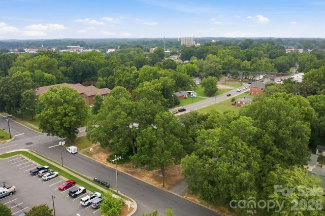 000 Carpenter Avenue, Mooresville, NC 28115