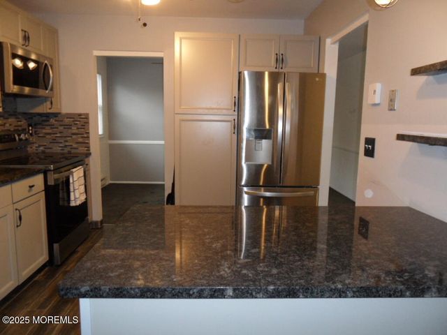 21 Churchill Road 71, Whiting, NJ 08759