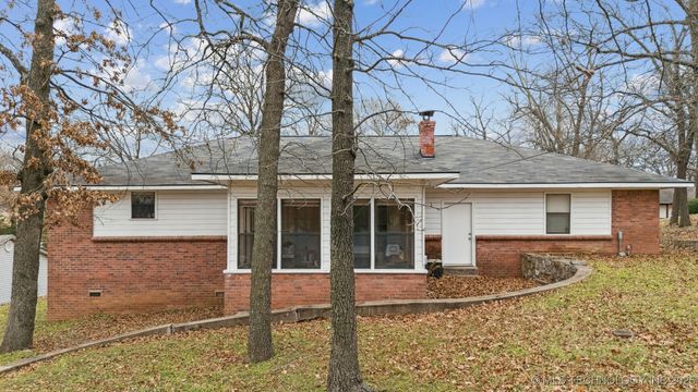 13266 S Spruce Lane, Claremore, OK 74017