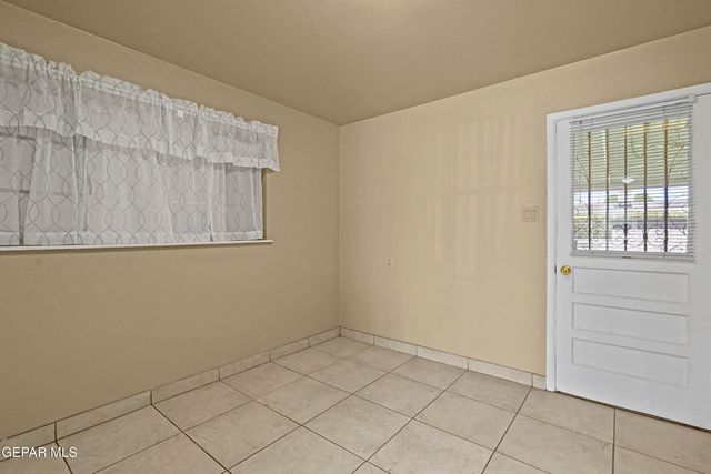 9132 MOUNT ETNA Drive, El Paso, TX 79924