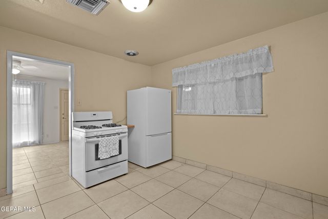 9132 MOUNT ETNA Drive, El Paso, TX 79924