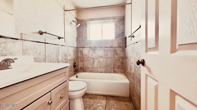 9132 MOUNT ETNA Drive, El Paso, TX 79924