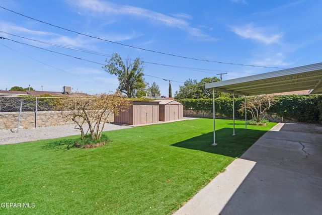 9132 MOUNT ETNA Drive, El Paso, TX 79924